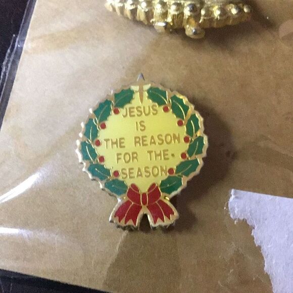 Christmas pins set of two - Picture 3 of 3